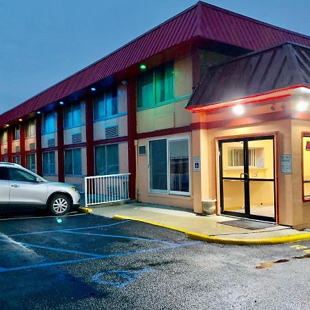 Red Carpet Inn & Suites Lima -Listing Partner Экстерьер фото