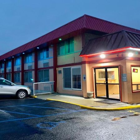 Red Carpet Inn & Suites Lima -Listing Partner Экстерьер фото