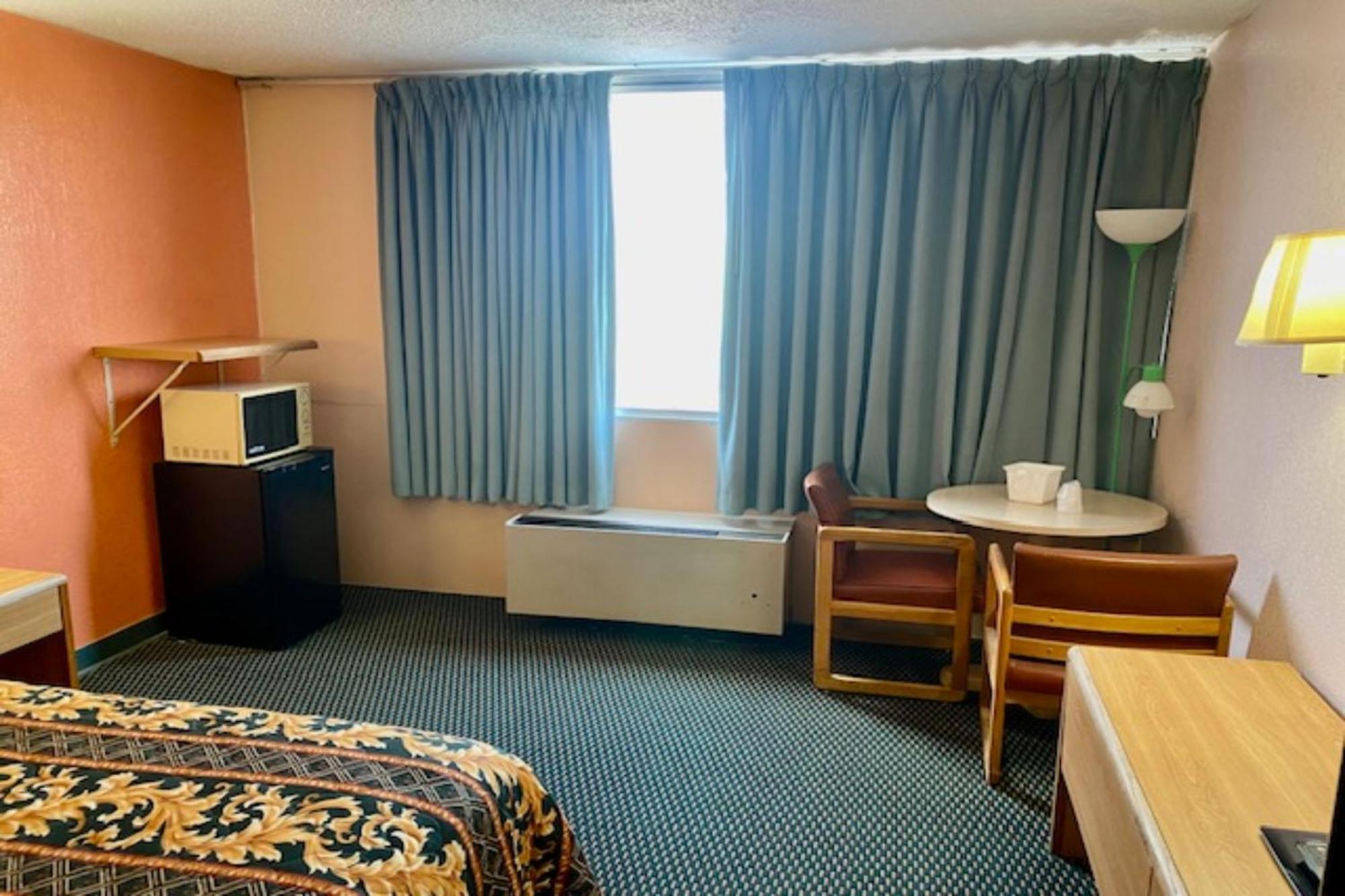 Red Carpet Inn & Suites Lima -Listing Partner Экстерьер фото